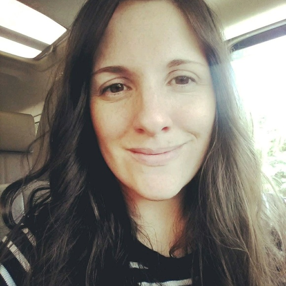 Meet your Posher, Tiffany - Picture 1 of 1